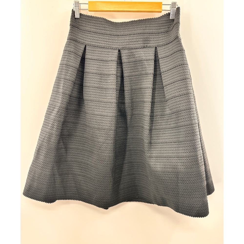 NWT New‎ York & Co A-Line Stretch Black Pleated Elastic Skirt, Med,